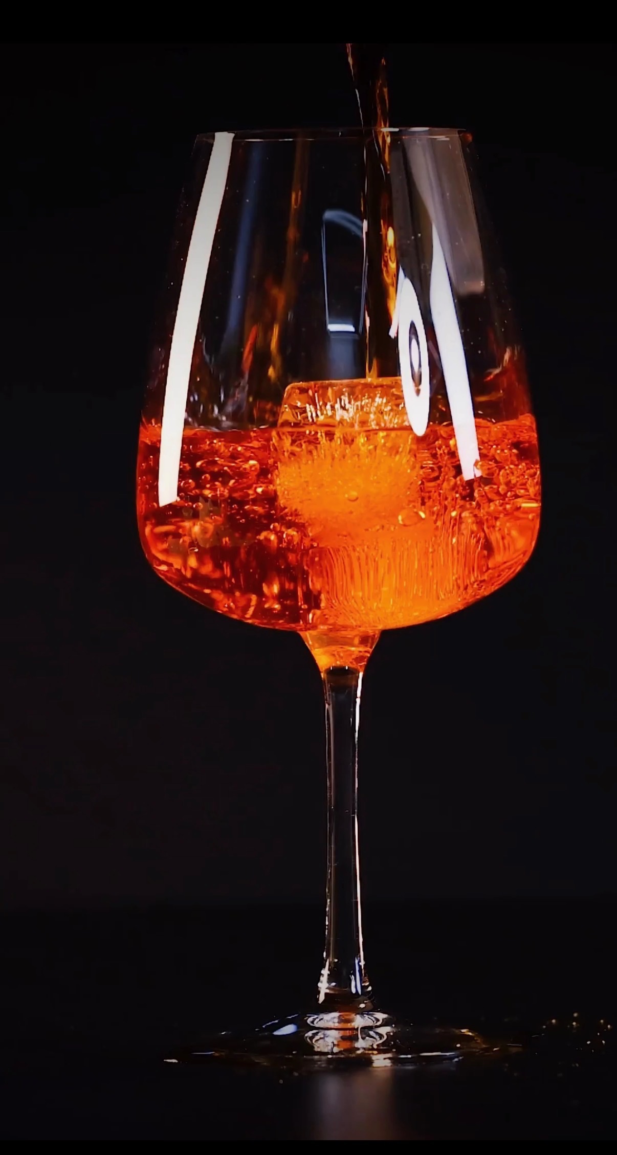 Handcrafted Drinks at Onyx Dine & Drinks
